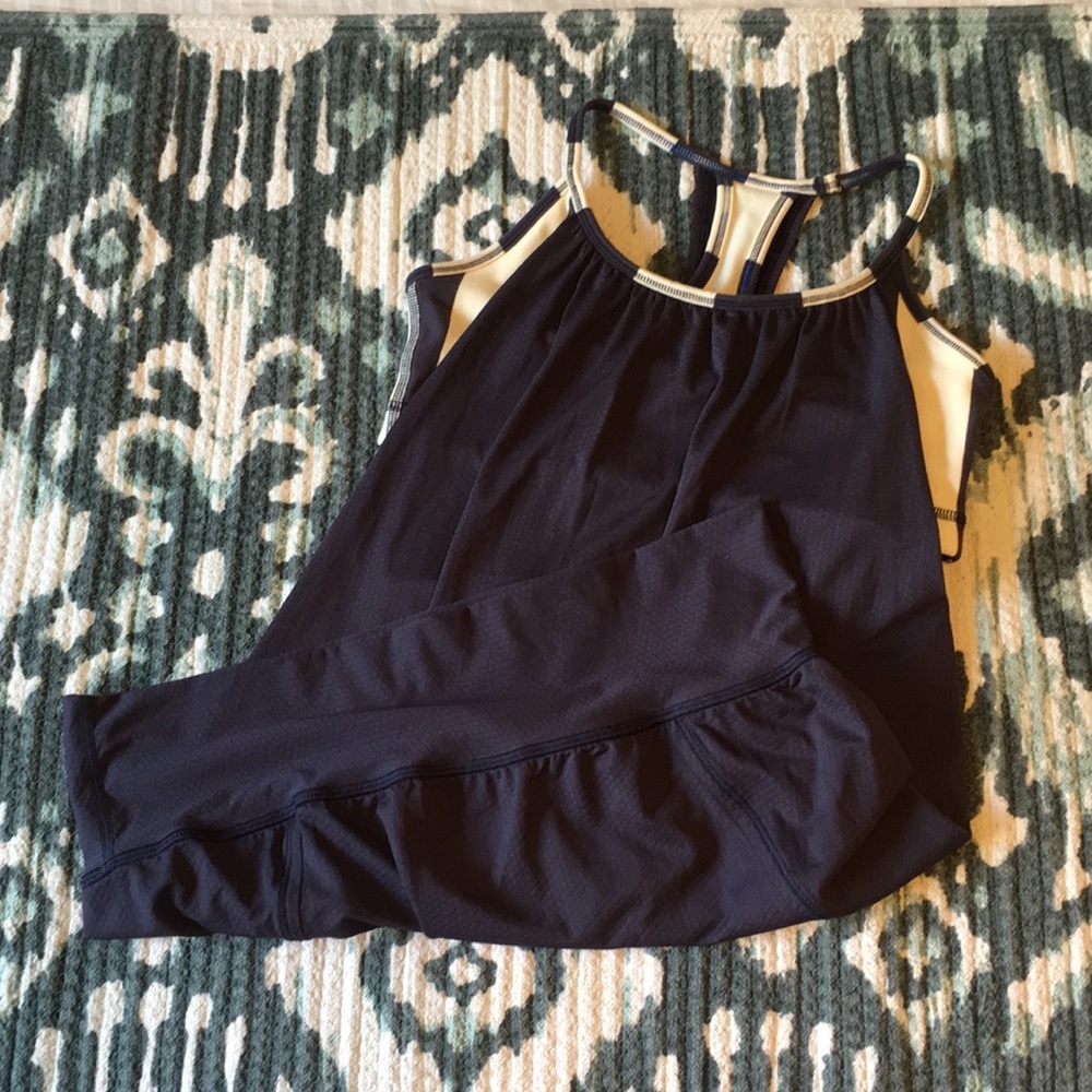 Lululemon Top - Picture 2 of 8